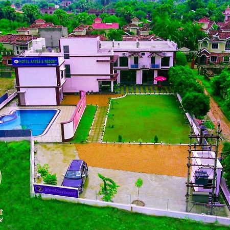 Hotel Aayes And Resort Shanti Niketan Luaran gambar