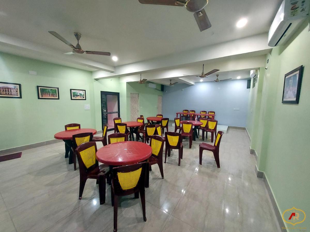 Hotel Aayes And Resort Shanti Niketan Luaran gambar