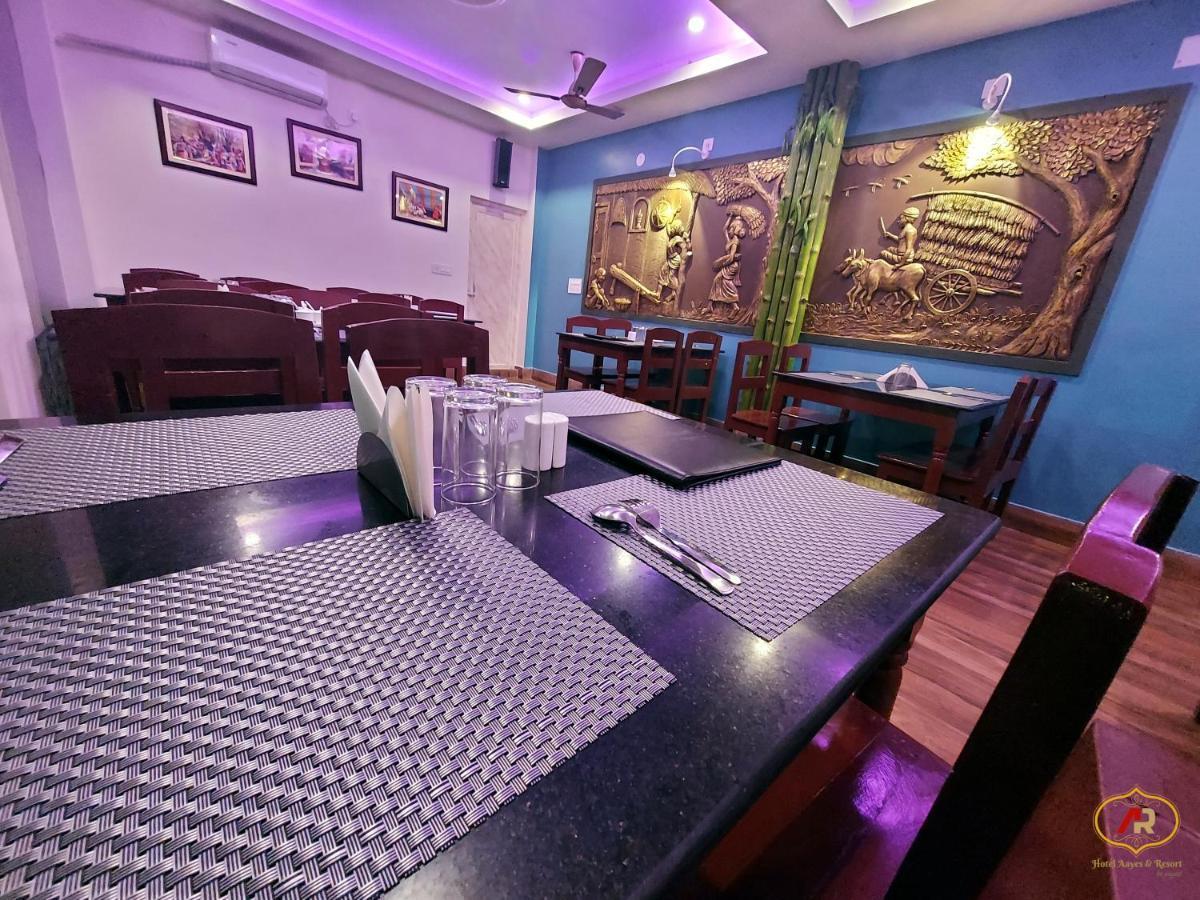 Hotel Aayes And Resort Shanti Niketan Luaran gambar
