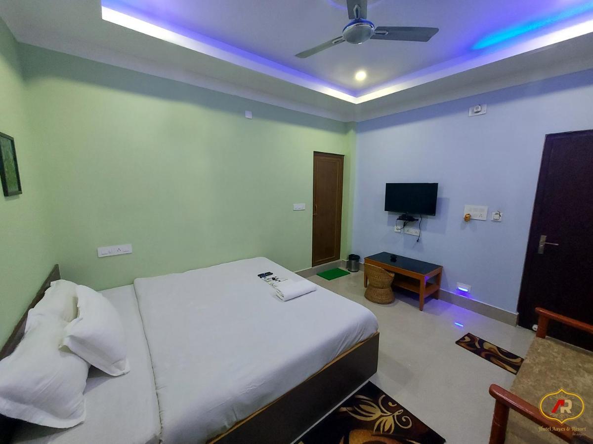 Hotel Aayes And Resort Shanti Niketan Luaran gambar