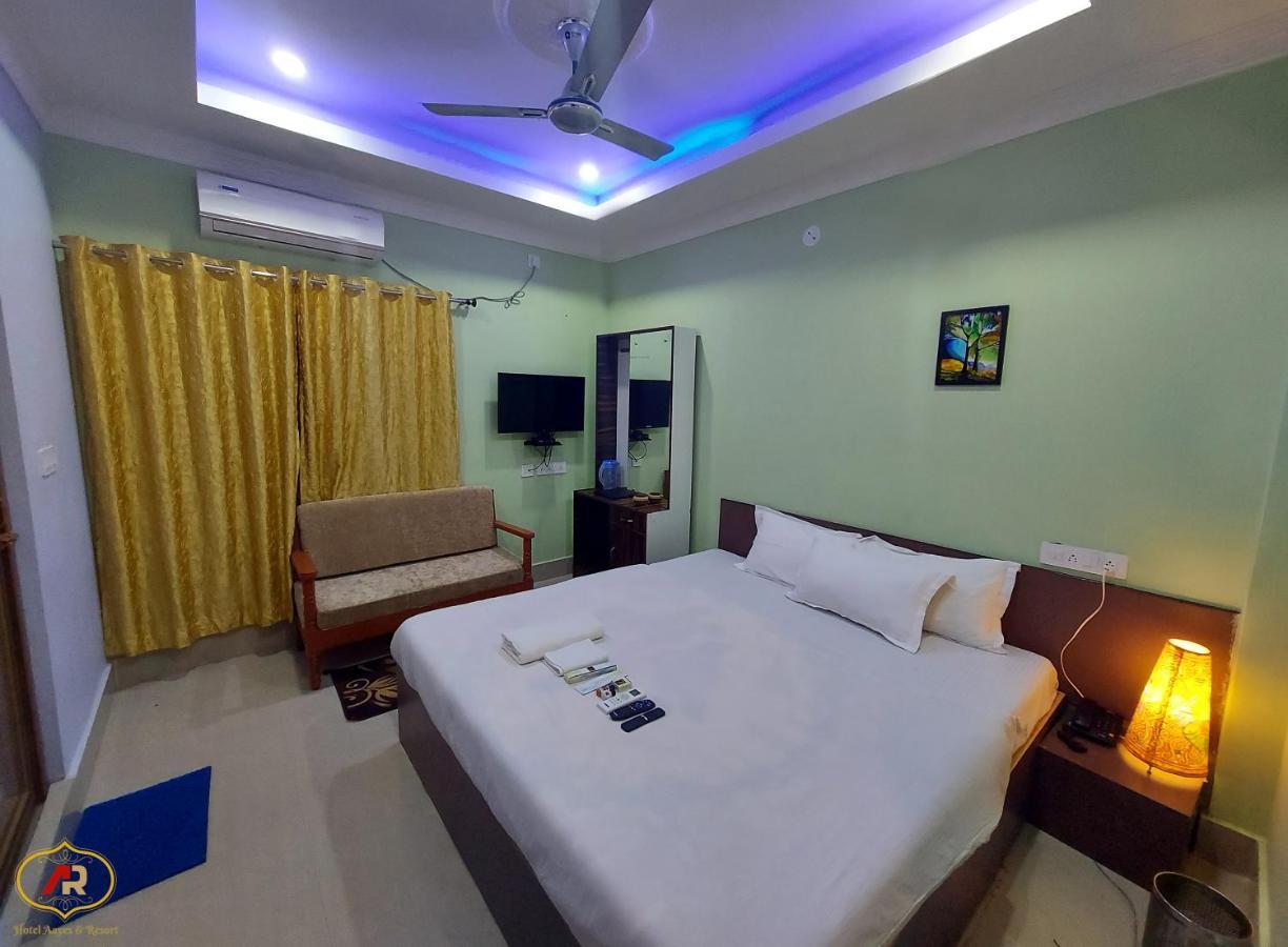 Hotel Aayes And Resort Shanti Niketan Luaran gambar