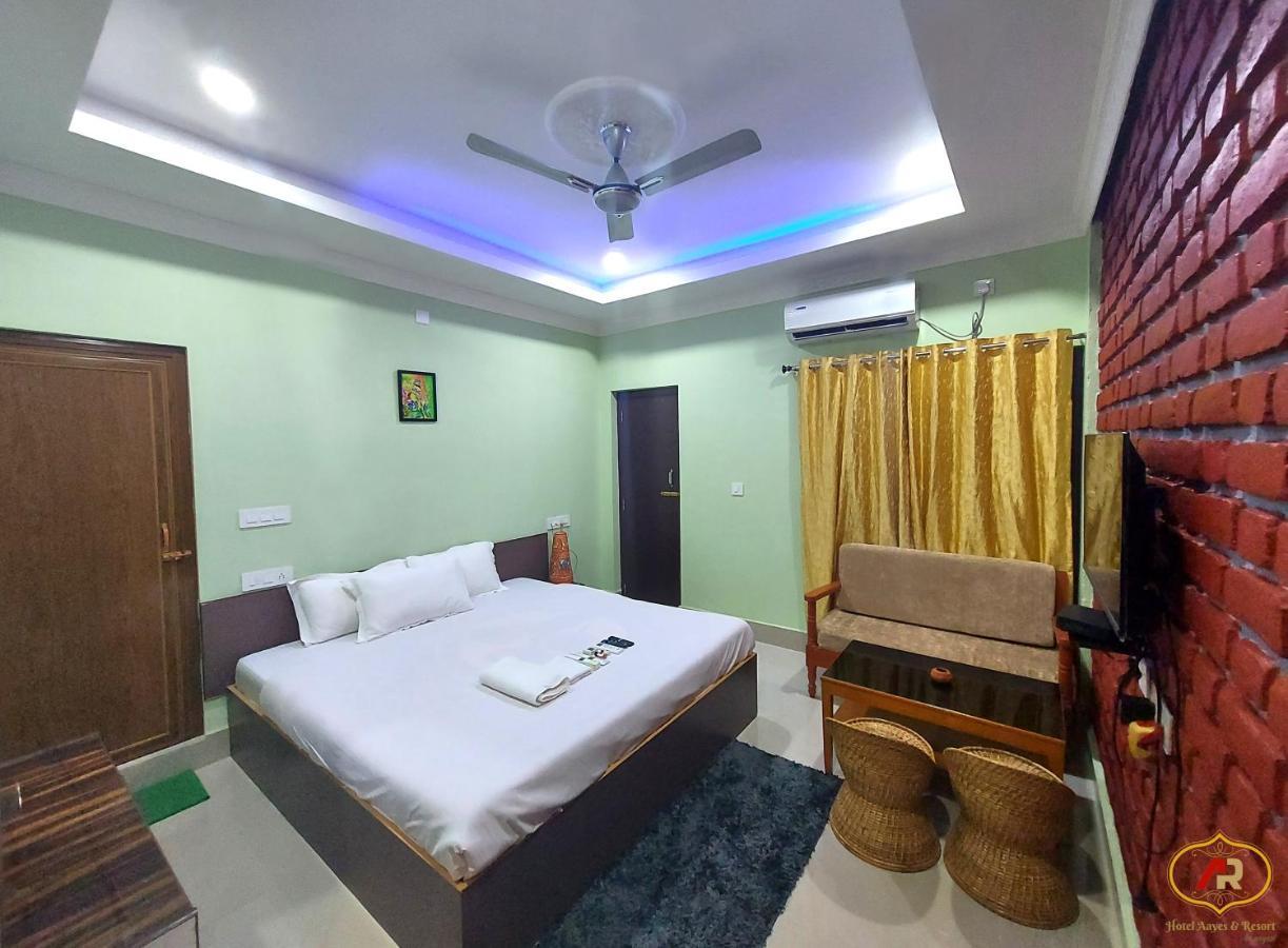 Hotel Aayes And Resort Shanti Niketan Luaran gambar